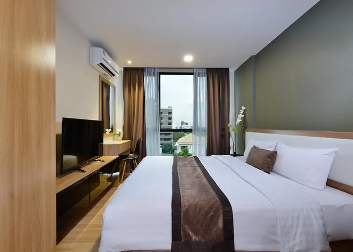 Ten Ekamai Suites By Aspira - Sha Certified Bangkok